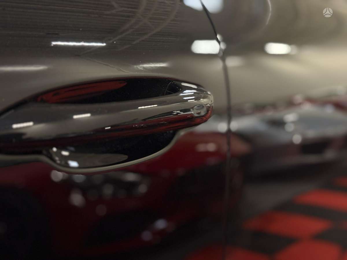 Porsche Macan - 10