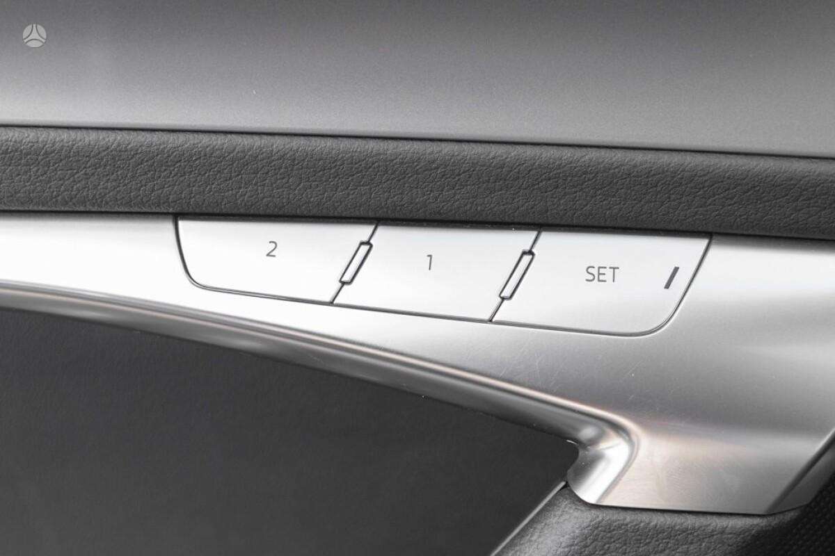 Audi A6, 2.0 l., Седан