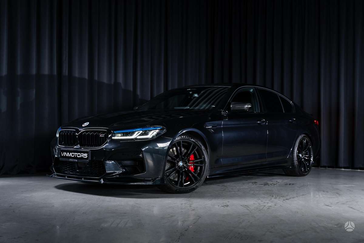 BMW M5, 4.4 l., Седан
