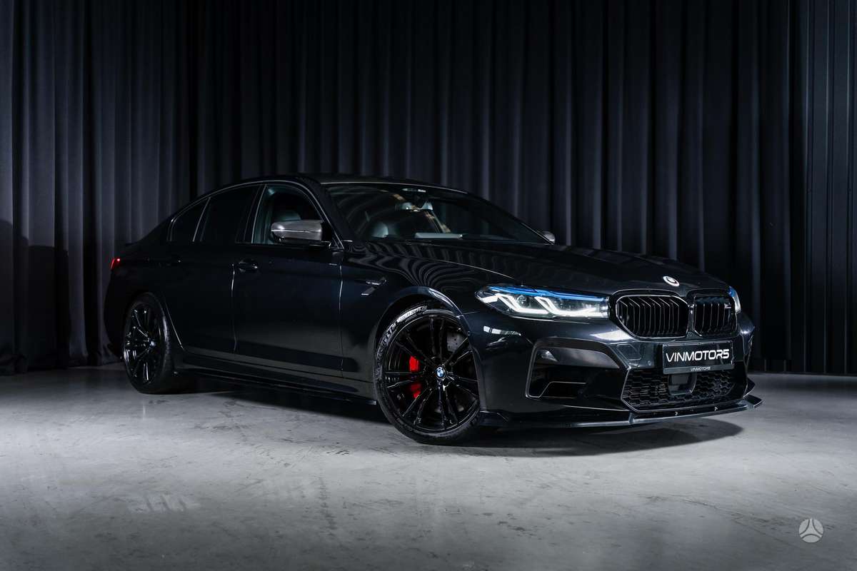 BMW M5, 4.4 l., Седан