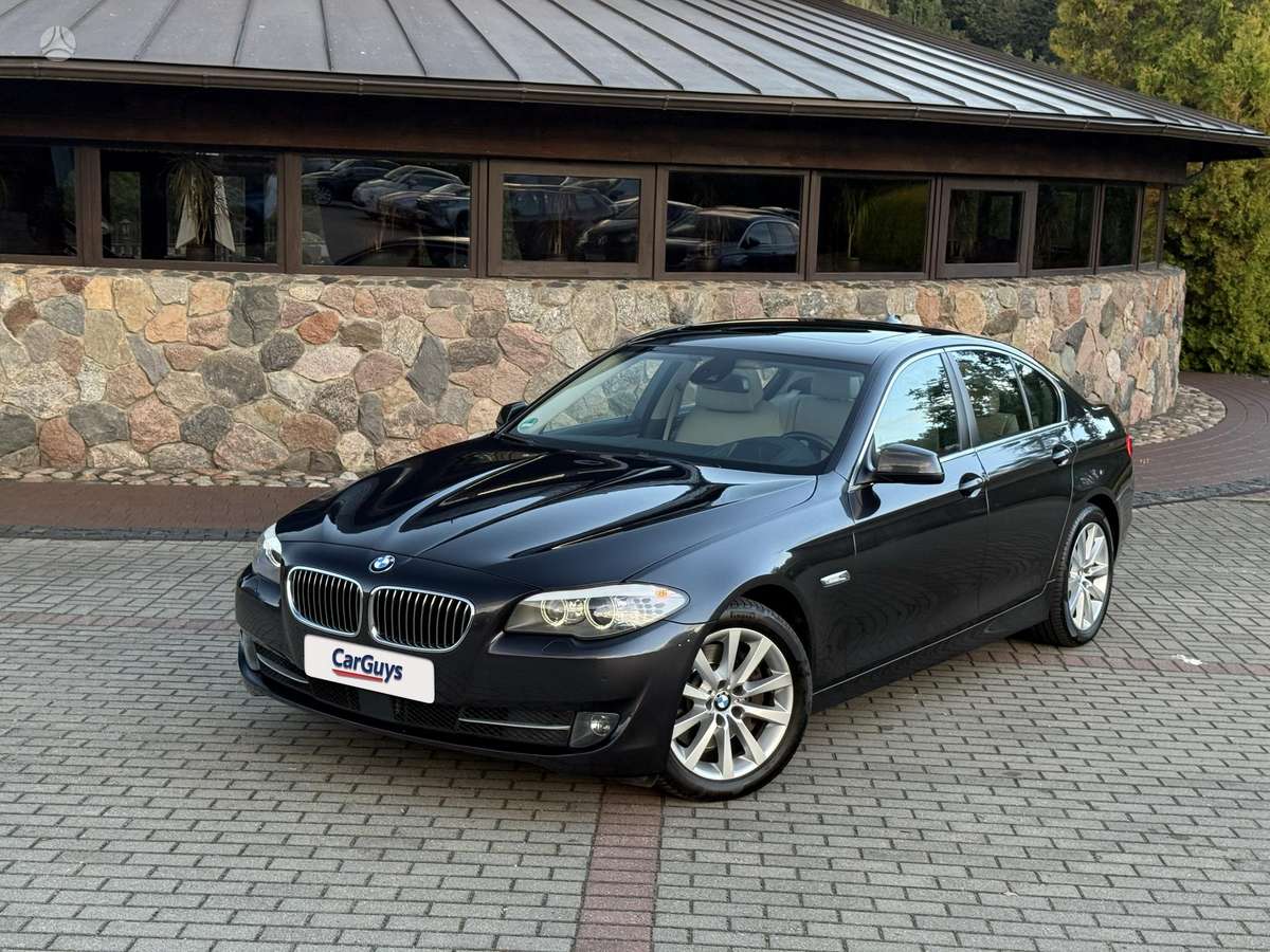 BMW 528, 3.0 l., Седан