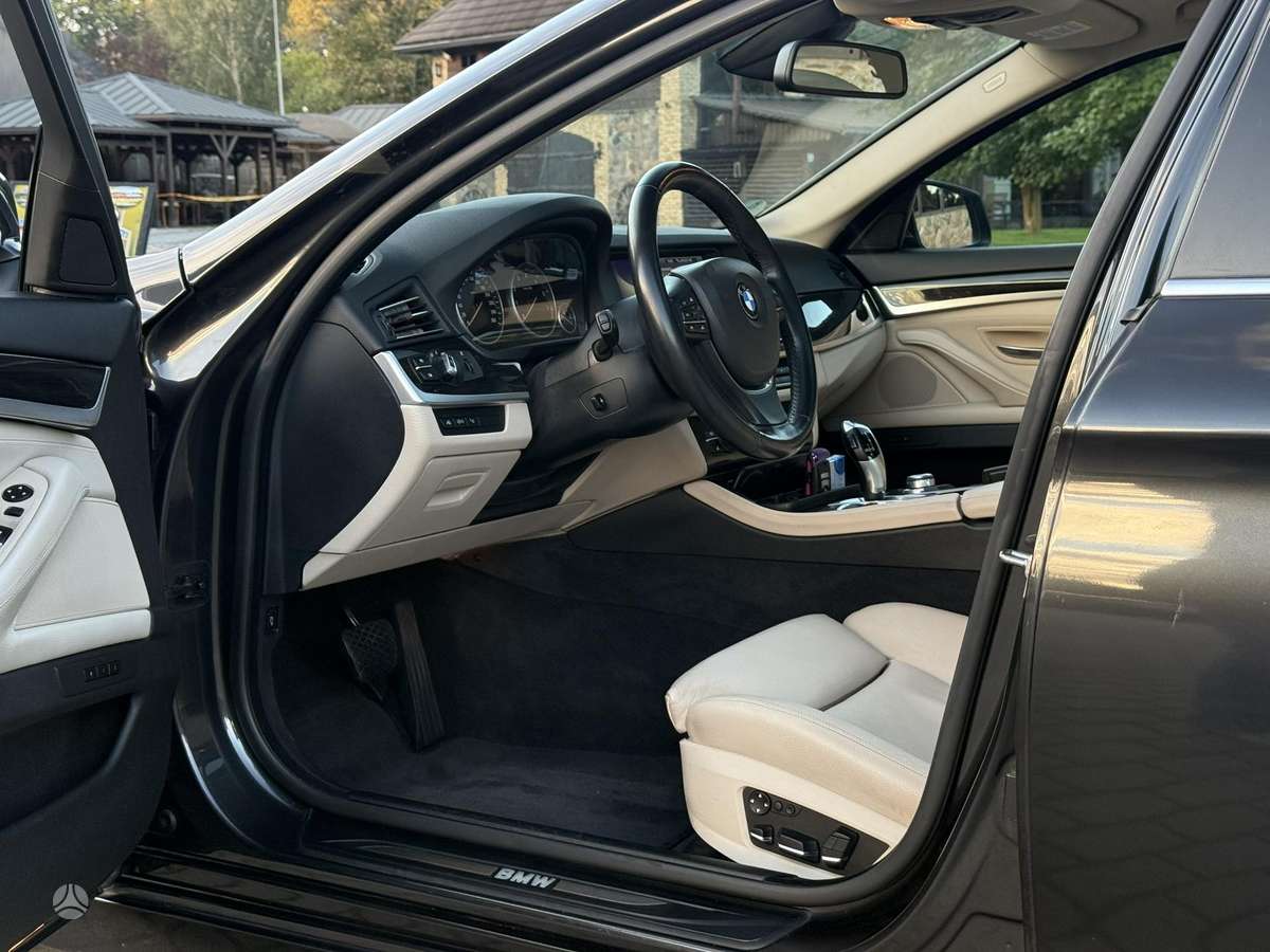 BMW 528, 3.0 l., Седан
