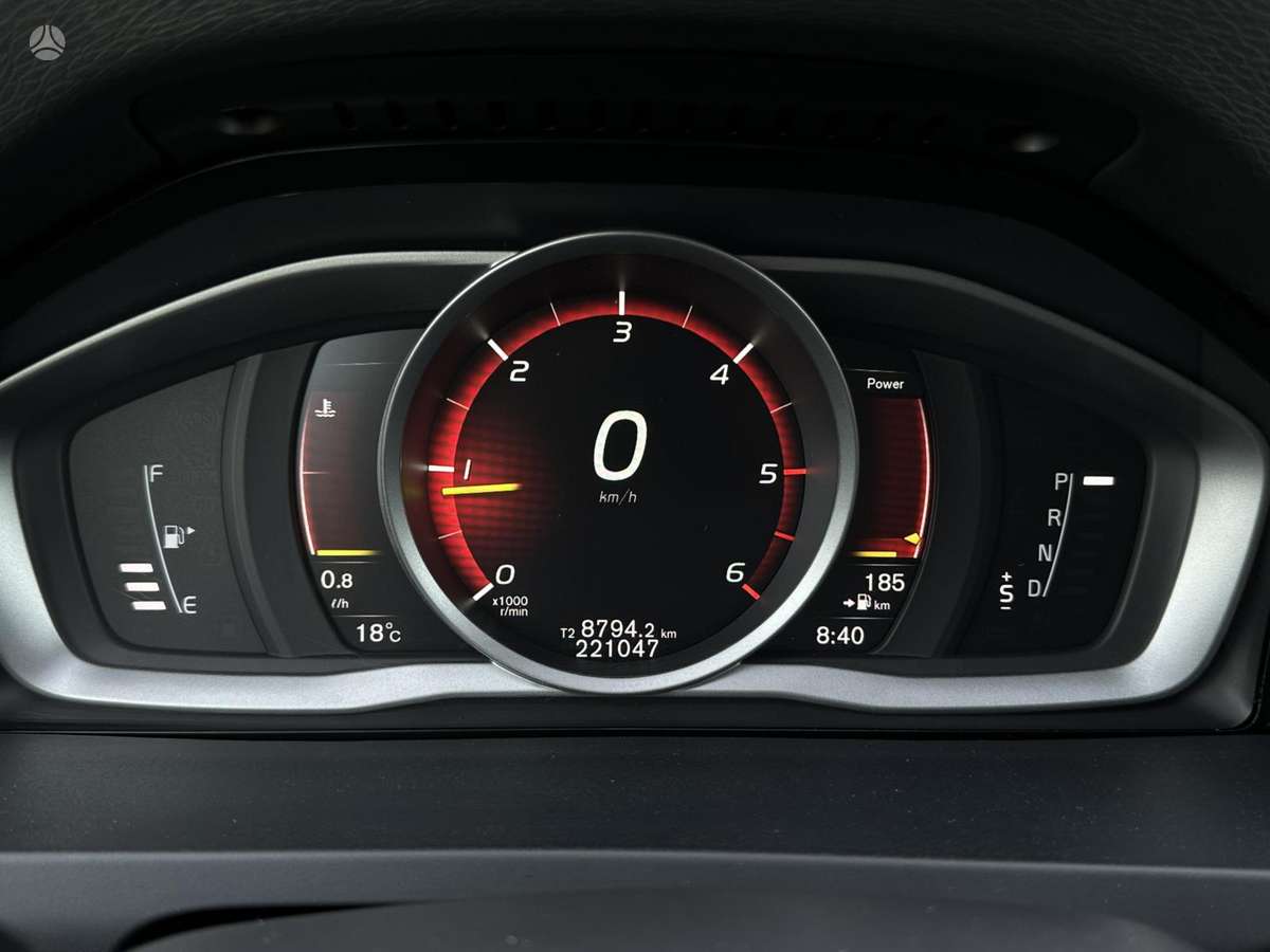 Volvo V60 Cross Country - 7
