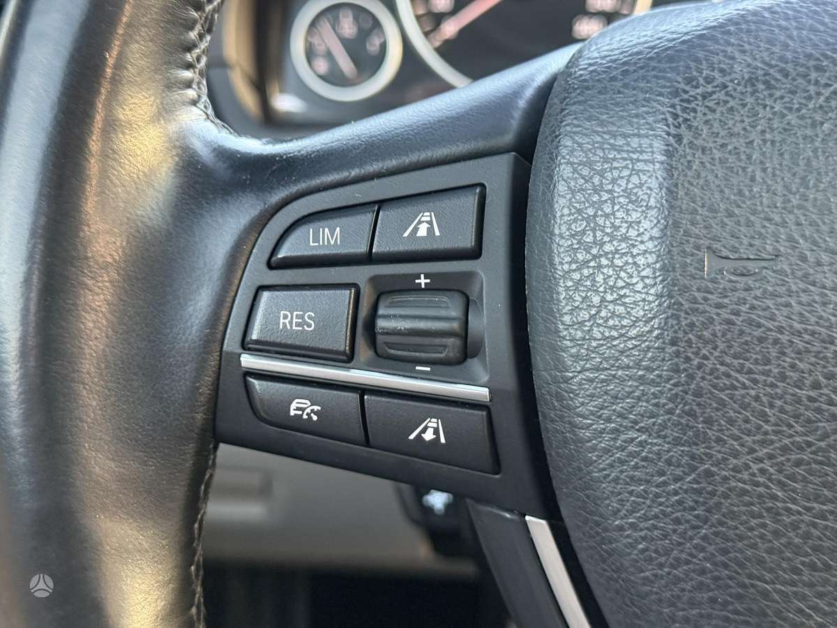 BMW 528, 3.0 l., Седан