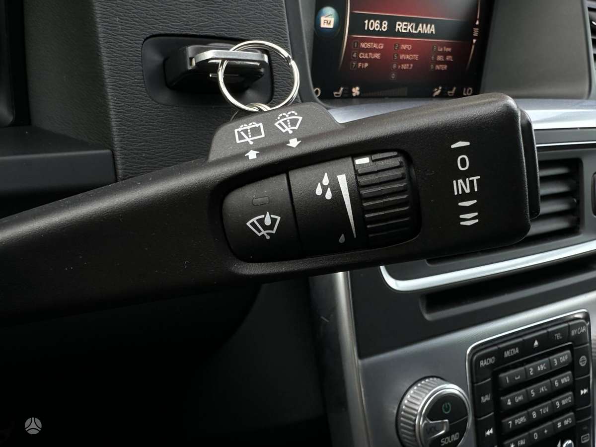 Volvo V60 Cross Country - 10