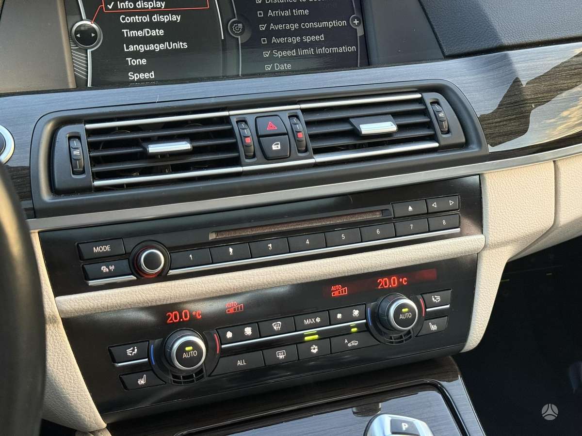 BMW 528, 3.0 l., Седан