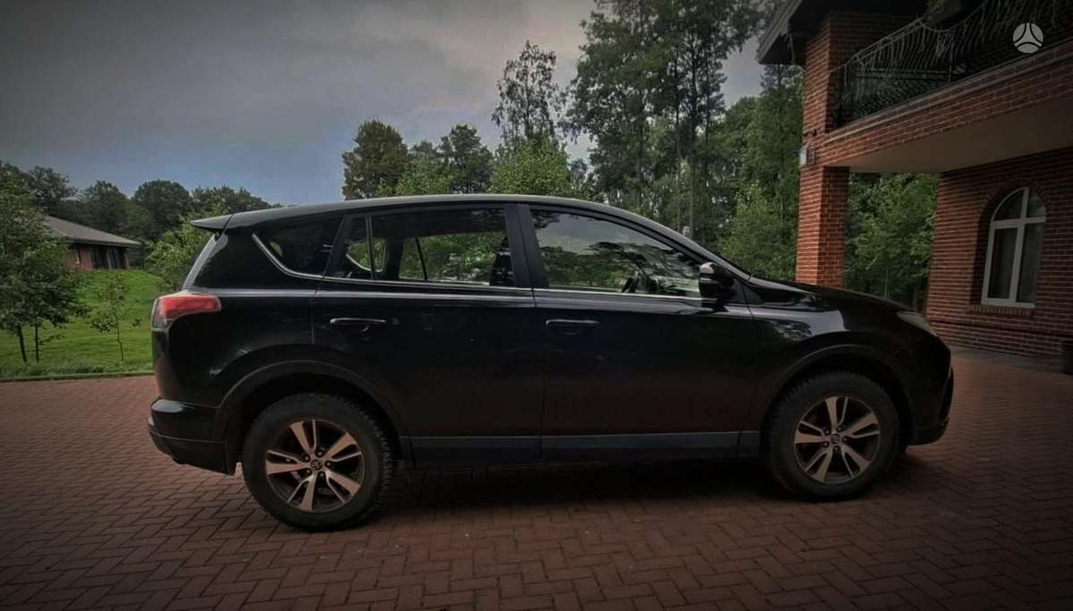 Toyota RAV4 - 3