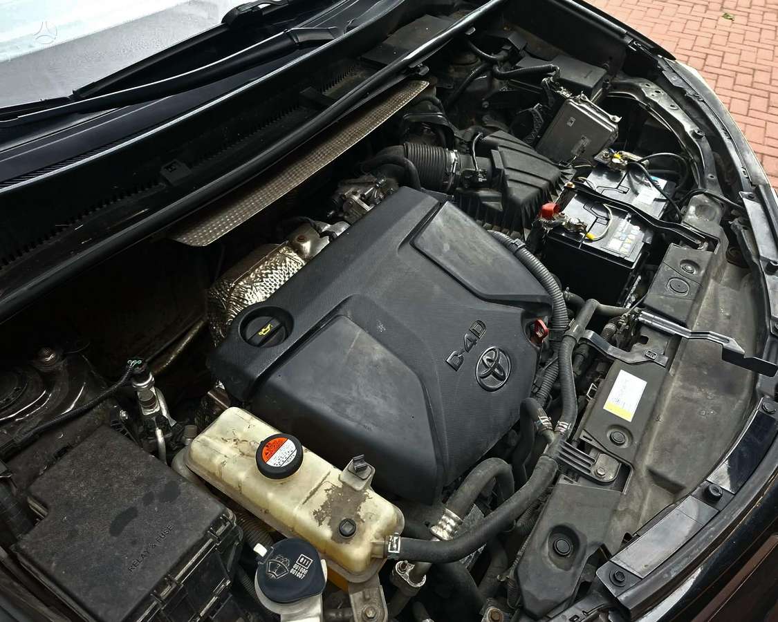 Toyota RAV4 - 12