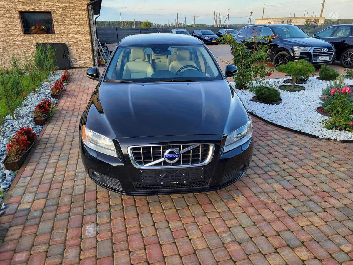 Volvo V70, 2.0 l., Универсал