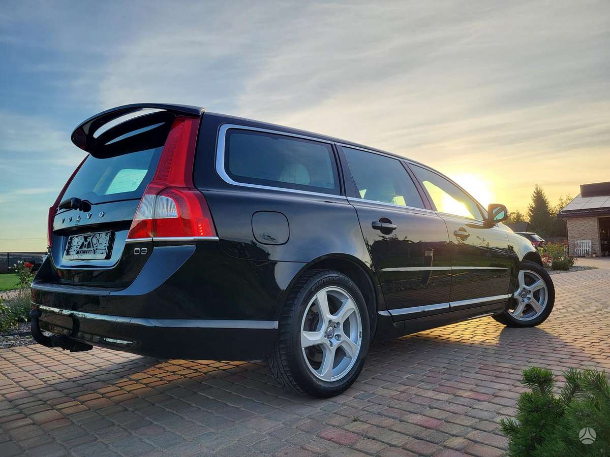 Volvo V70 - 3