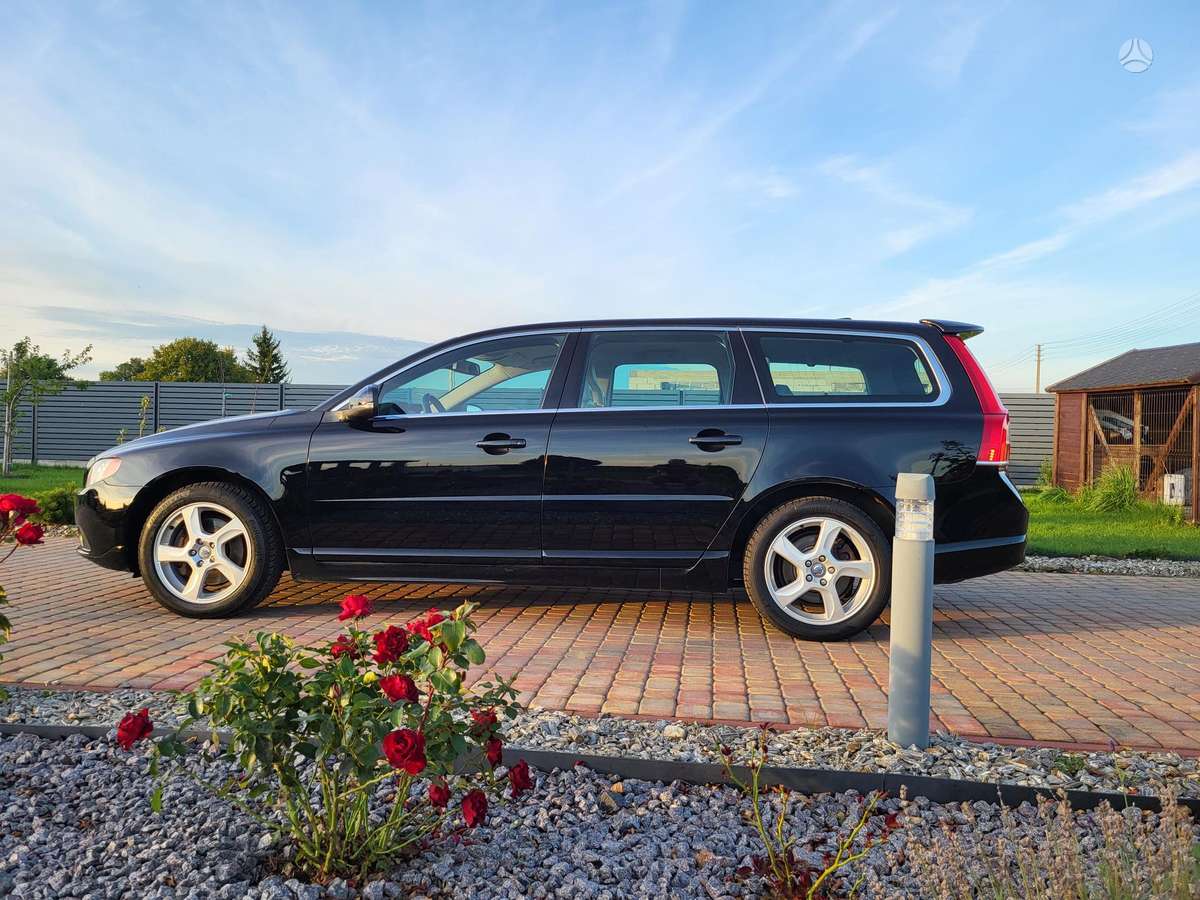 Volvo V70, 2.0 l., wagon