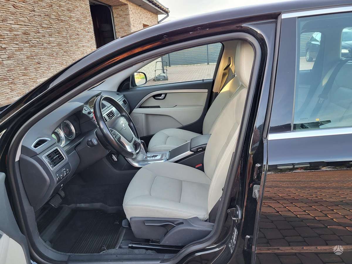 Volvo V70, 2.0 l., wagon
