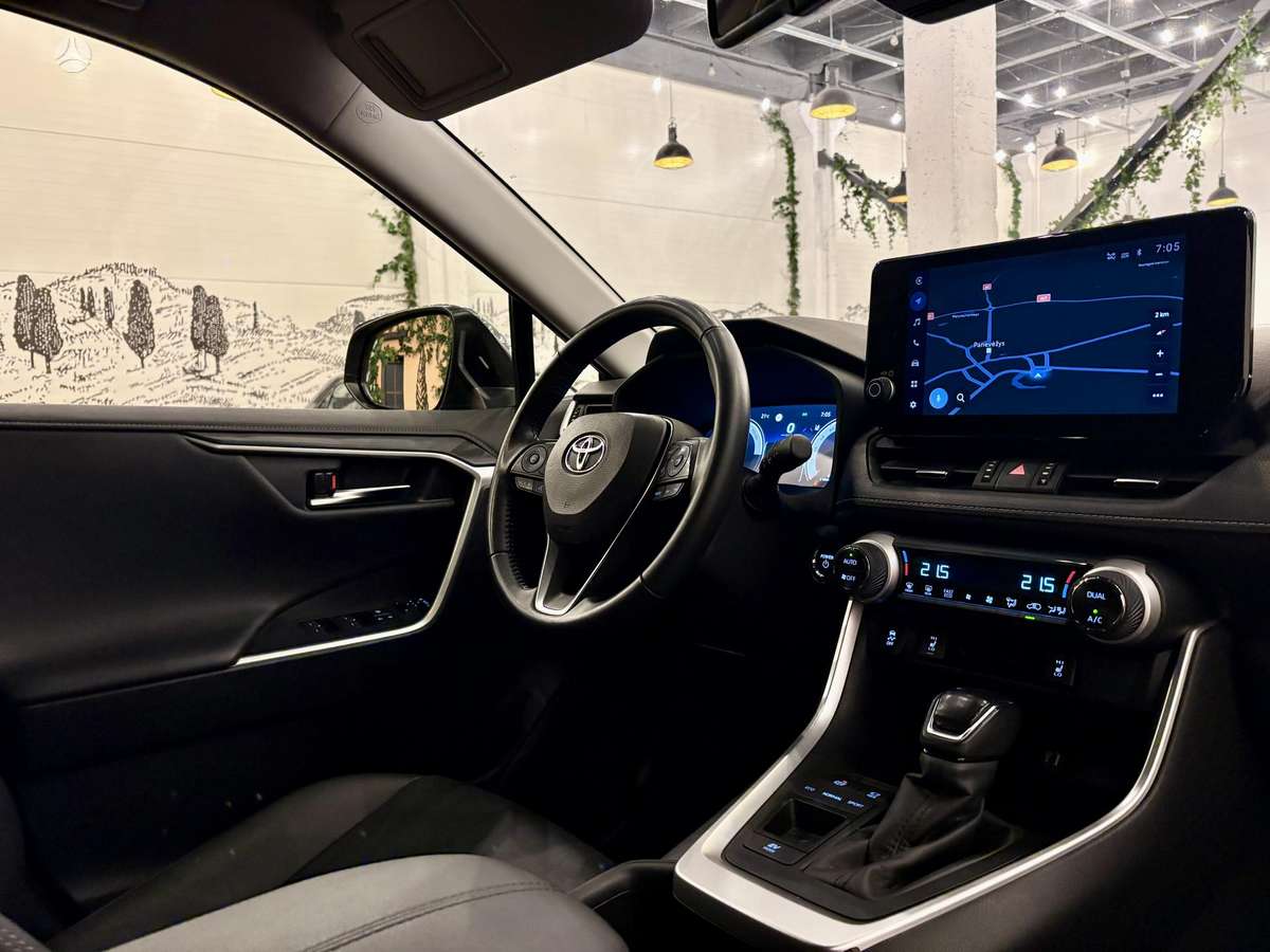 Toyota RAV4 - 12