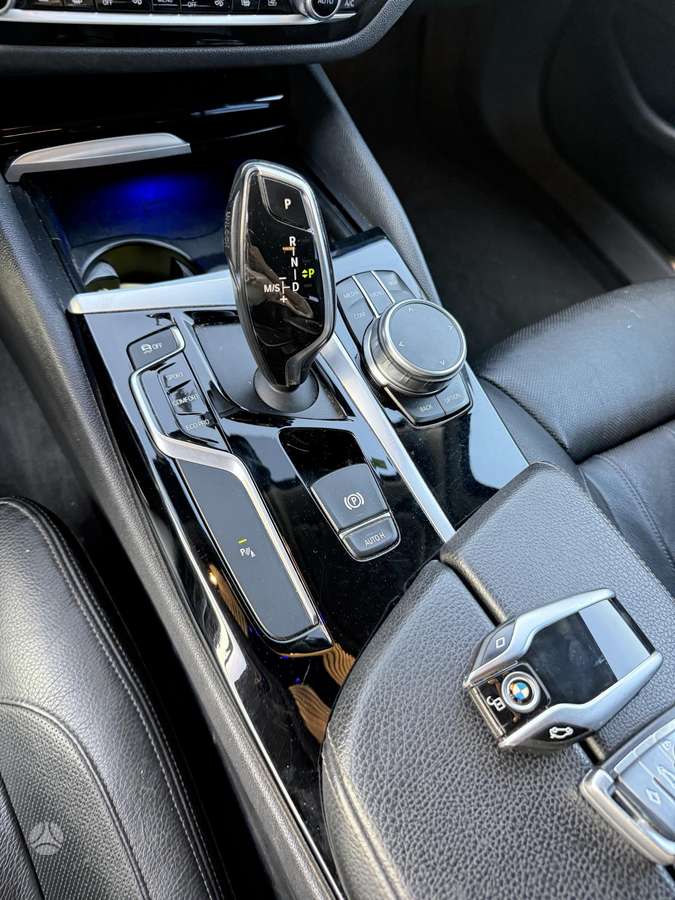 BMW 520, 2.0 l., wagon