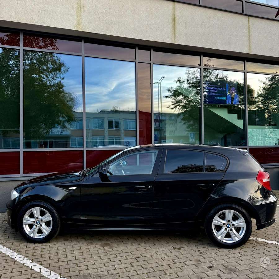 BMW 118, 2.0 l., Хэтчбек