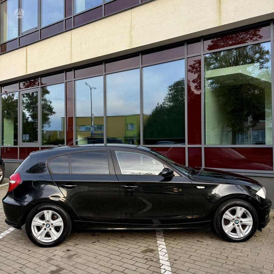 BMW 118, 2.0 l., Хэтчбек