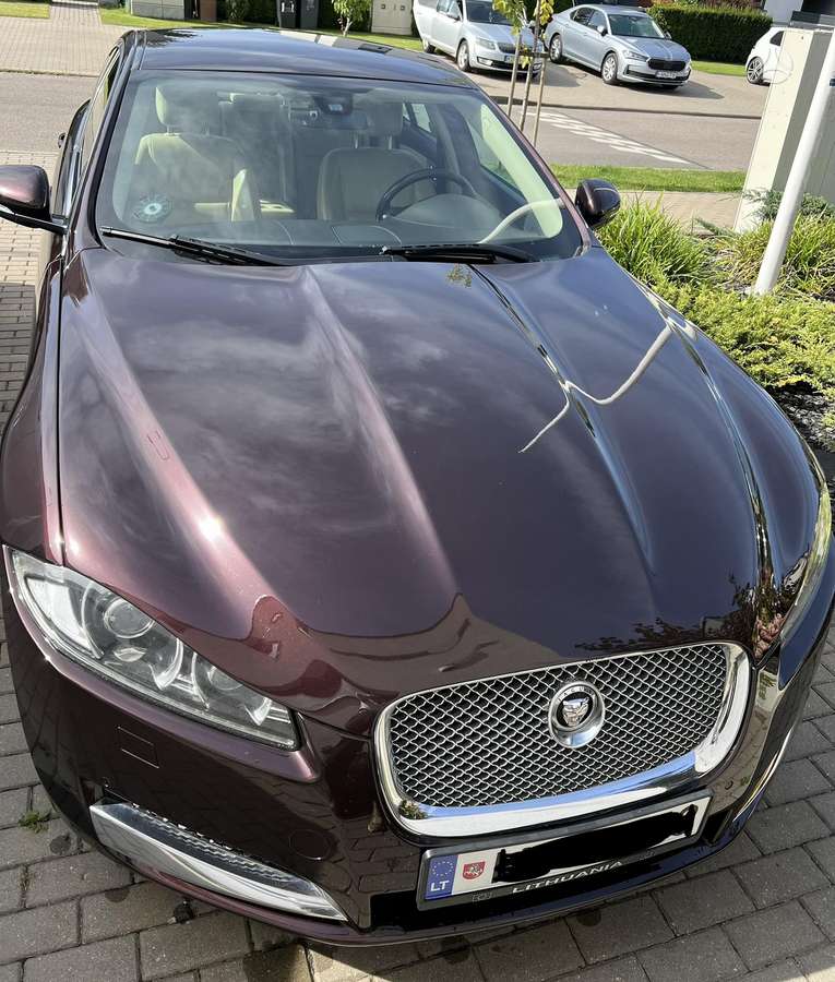 Jaguar XF, 2.2 l., Седан