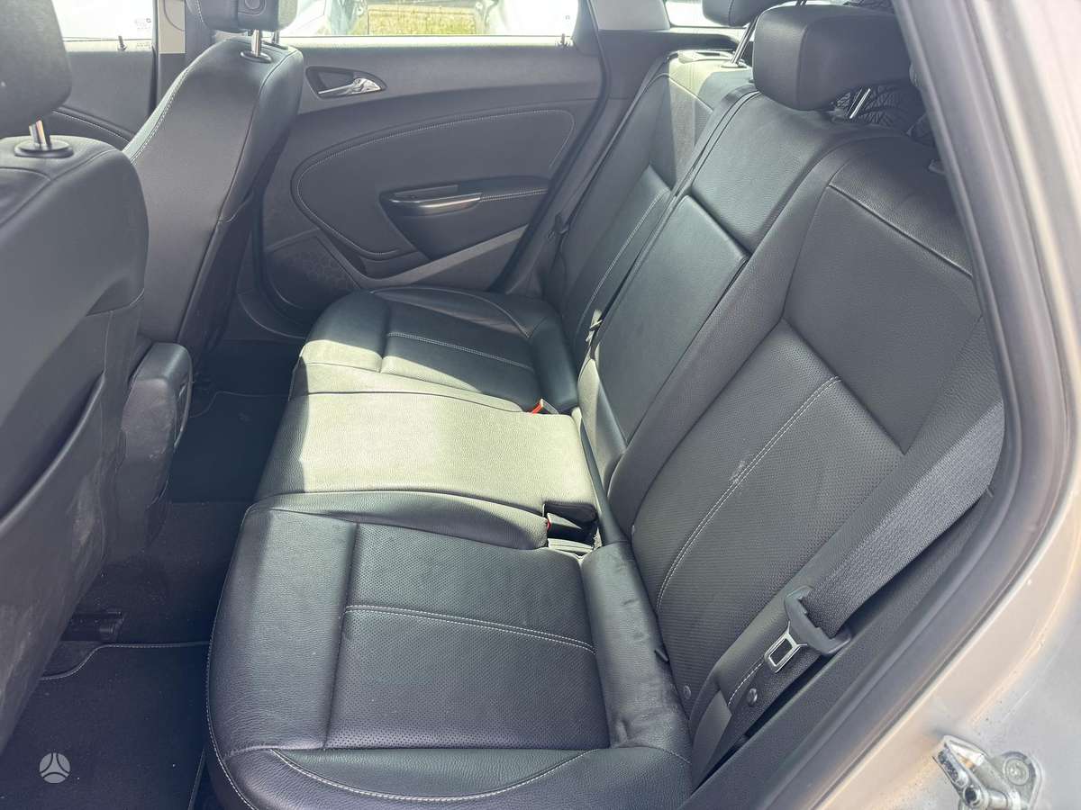 Opel Astra, 1.4 l., Универсал
