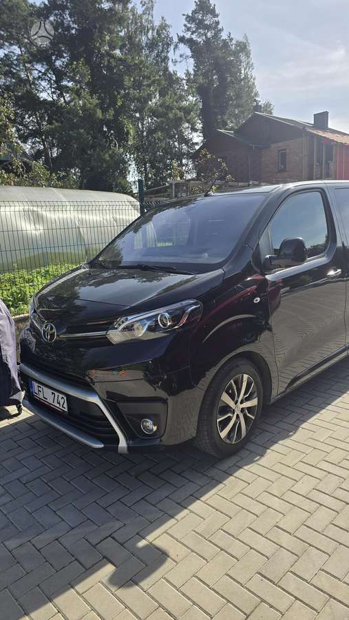 Toyota Proace Verso - 2