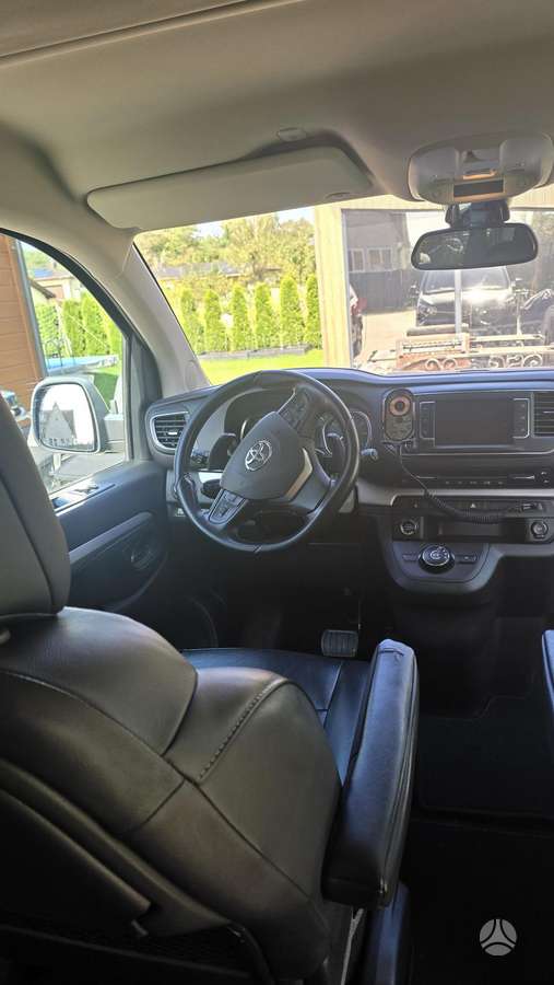 Toyota Proace Verso - 9