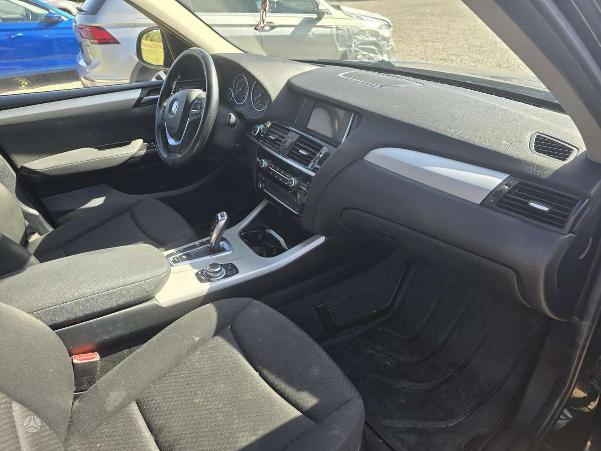 BMW X3, 2.0 l., off-road / crossover
