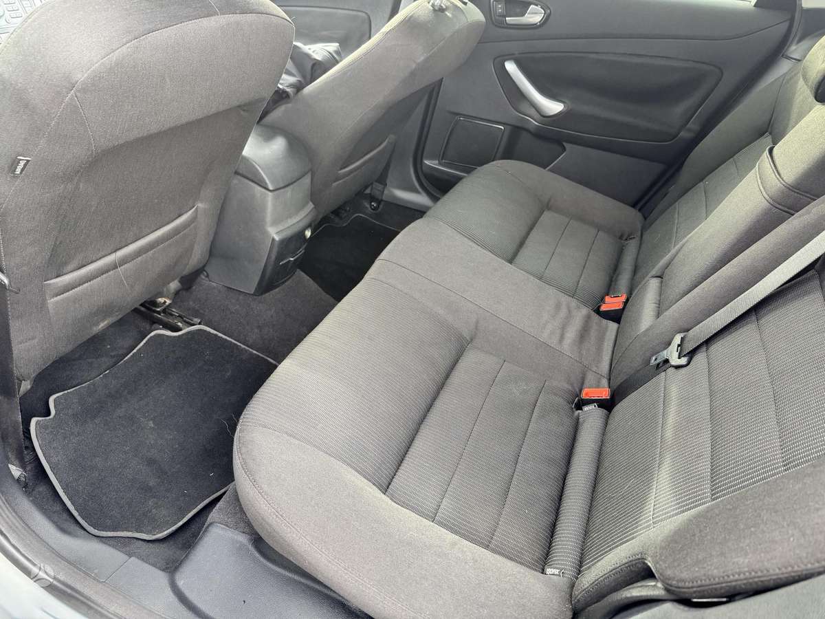 Ford Mondeo, 2.0 l., Седан