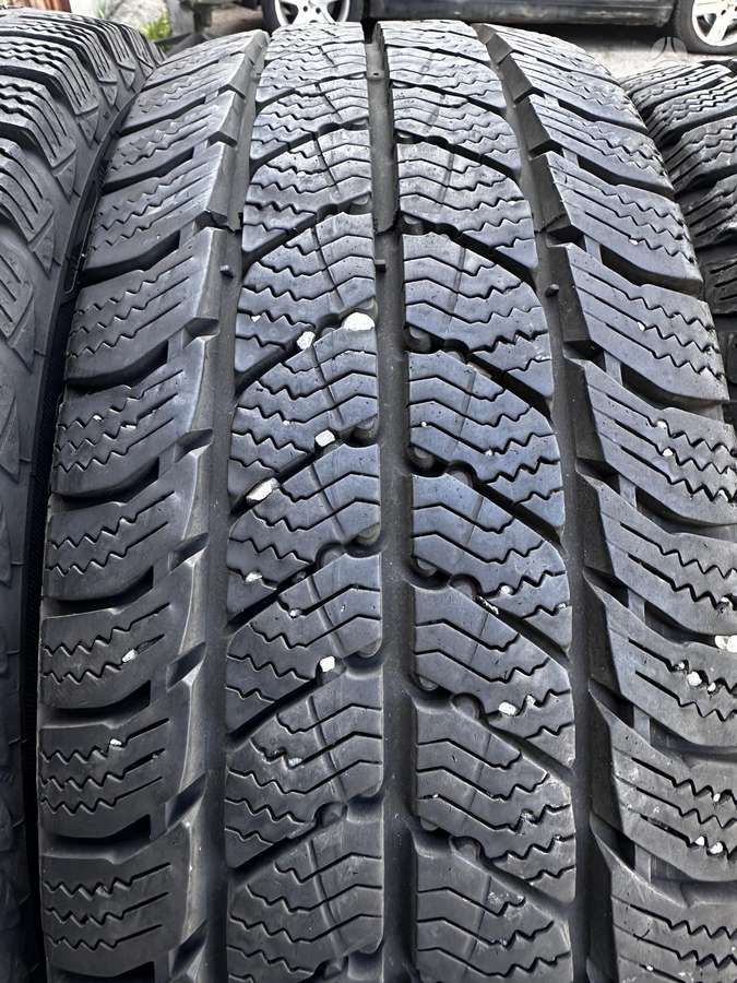 Semperit, зимние 215/65 R16