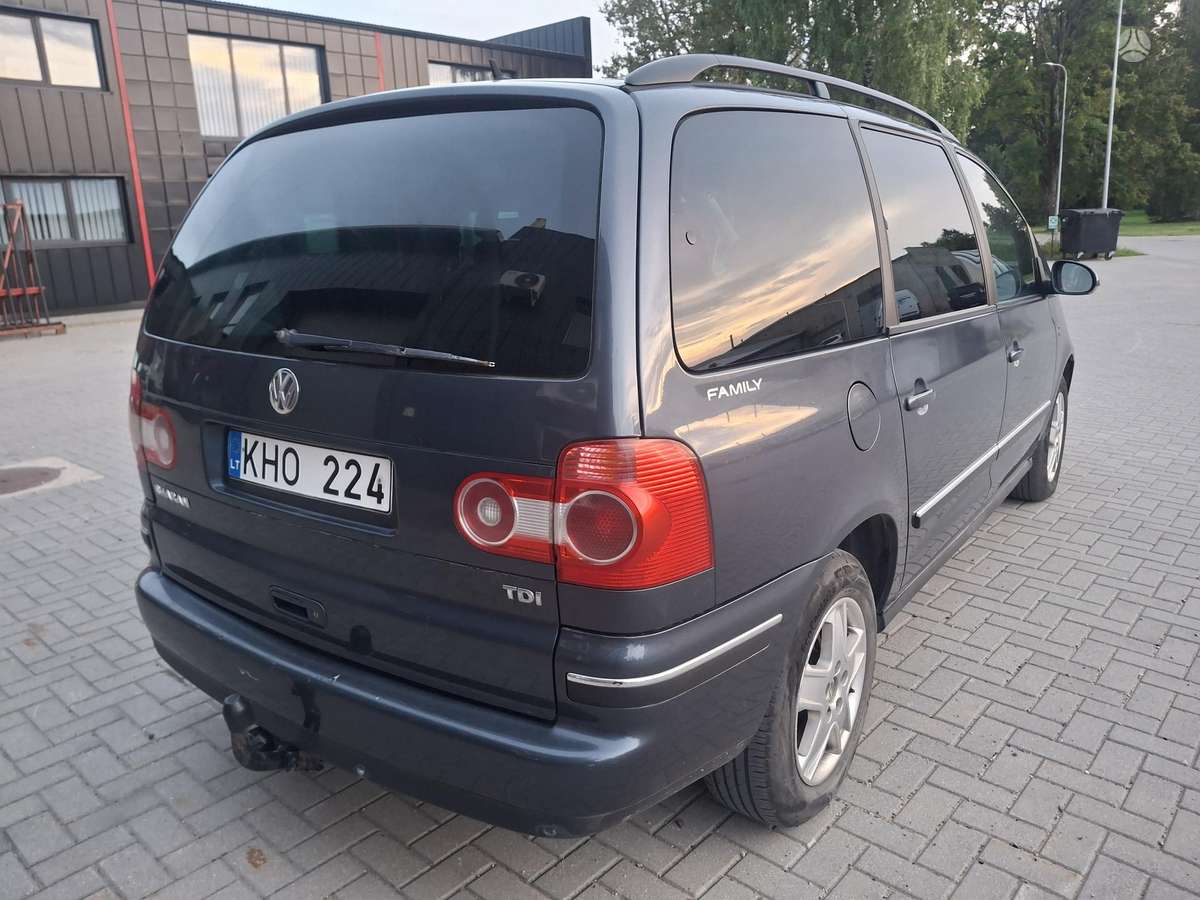 Volkswagen Sharan - 8