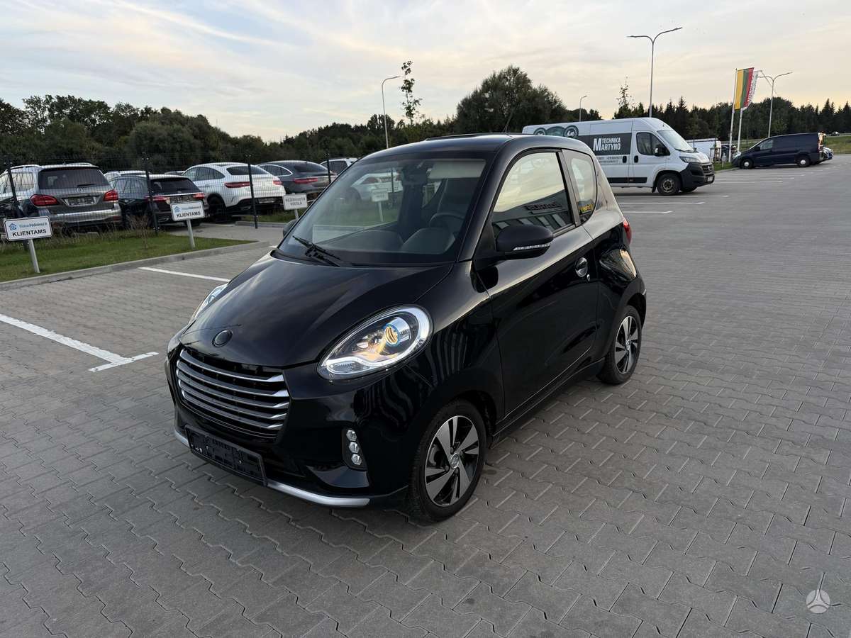 Zhidou D2S, 27 kWh, hatchback