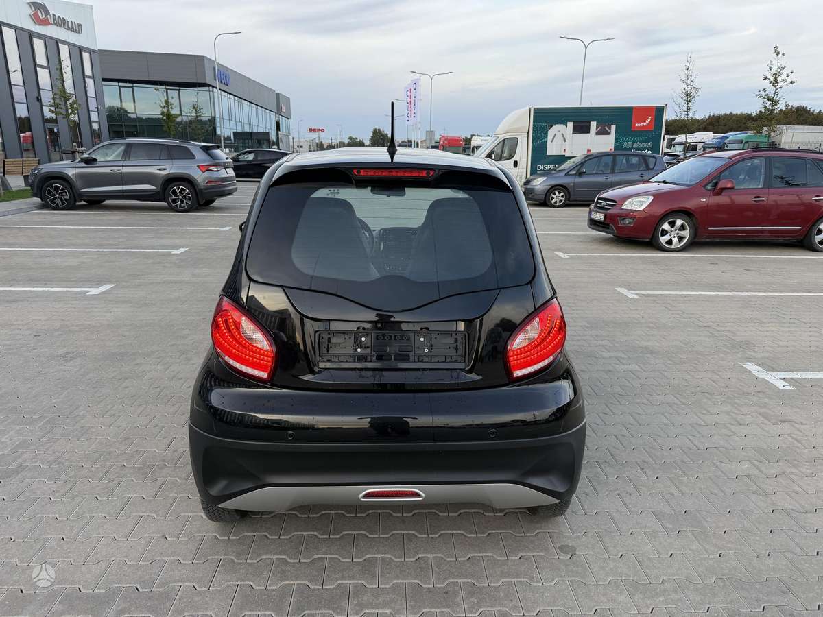 Zhidou D2S, 27 kWh, hatchback