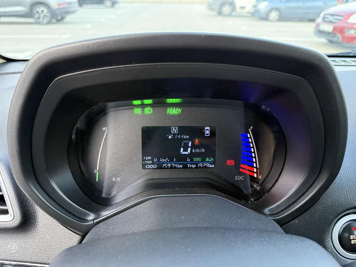 Zhidou D2S, 27 kWh, hatchback