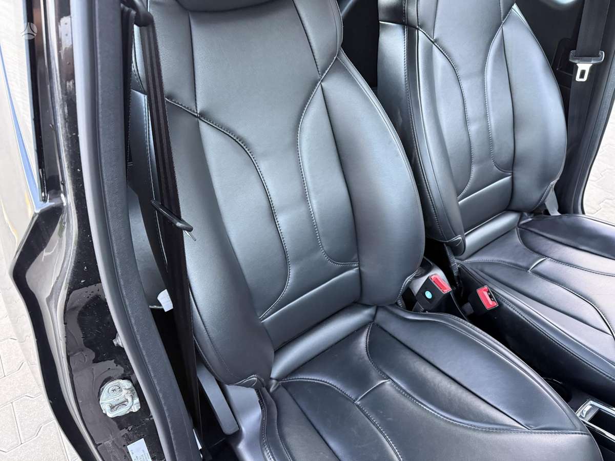 Zhidou D2S, 27 kWh, hatchback