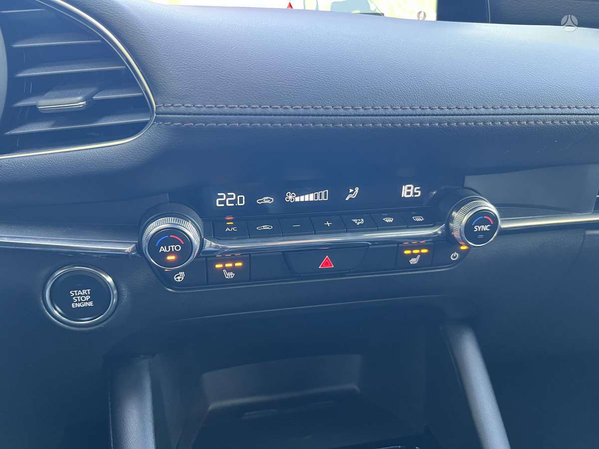 Mazda 3, 2.5 l., Седан