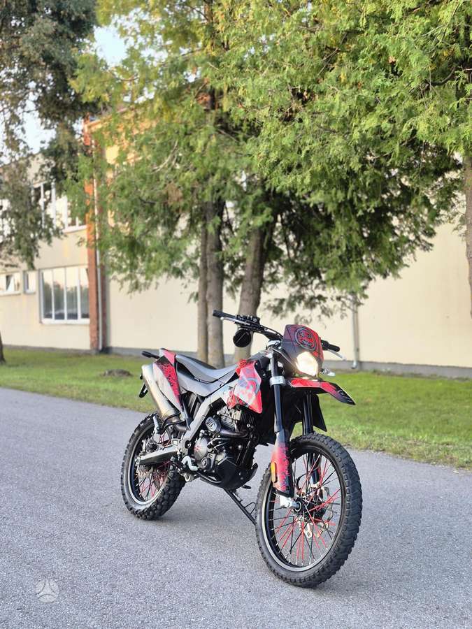 Aprilia SX 125cc, supermoto