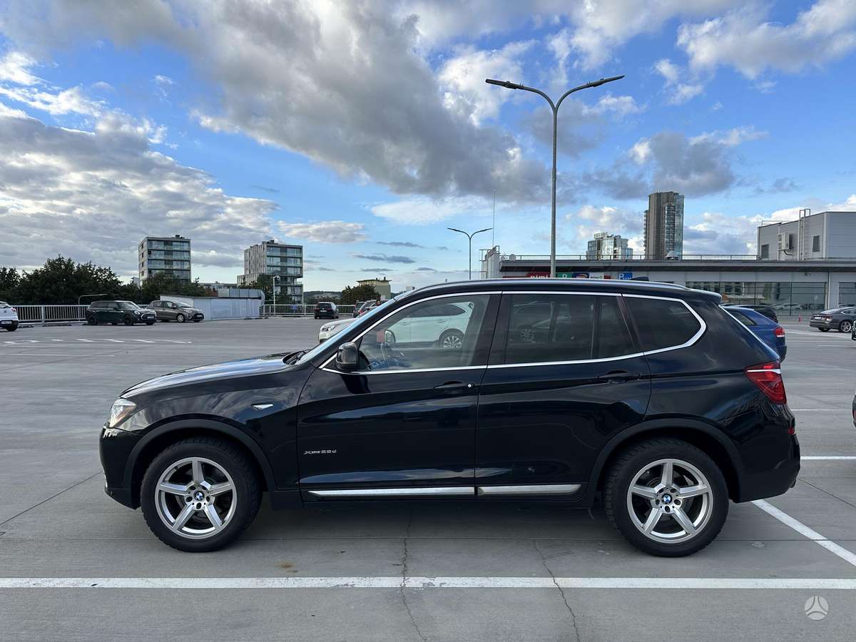 BMW X3, 2.0 l., off-road / crossover