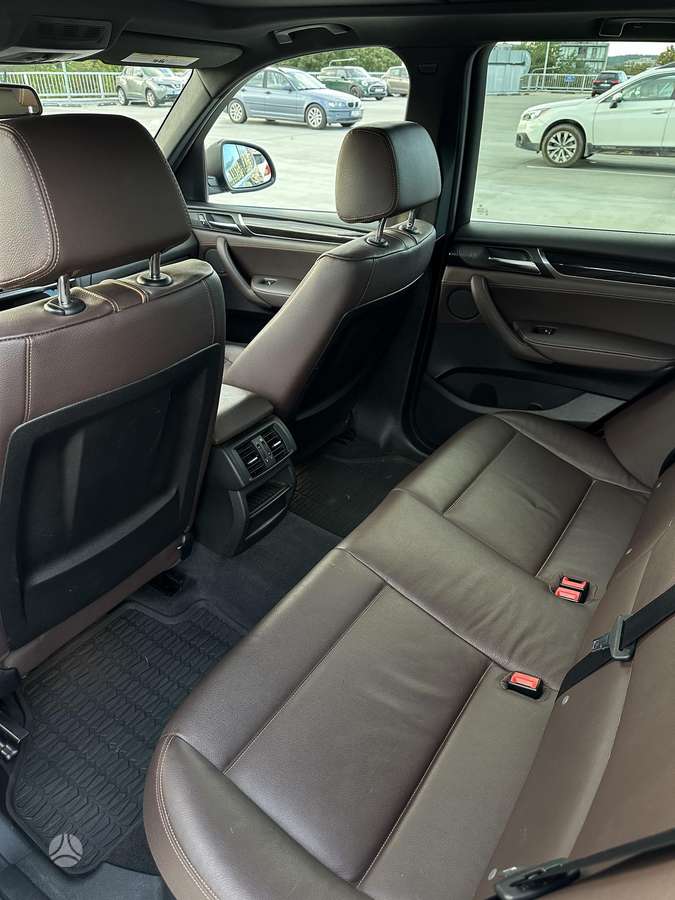 BMW X3, 2.0 l., off-road / crossover