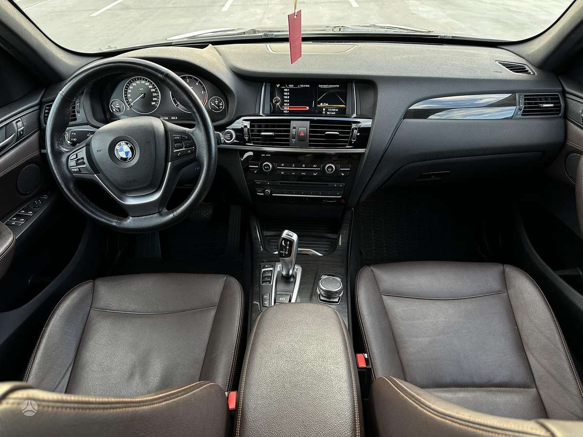BMW X3, 2.0 l., off-road / crossover