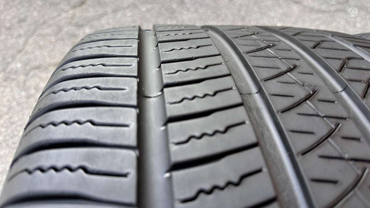 Pirelli SCORPION Zero, universalios 295/35 R21