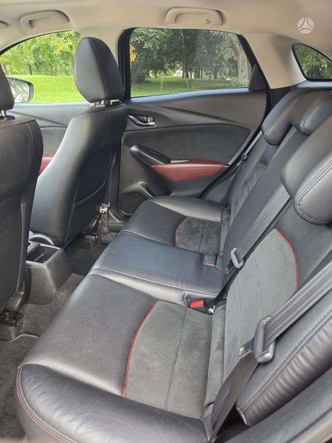 Mazda CX-3, 2.0 l., off-road / crossover