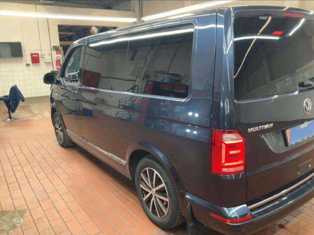 Volkswagen Multivan - 3