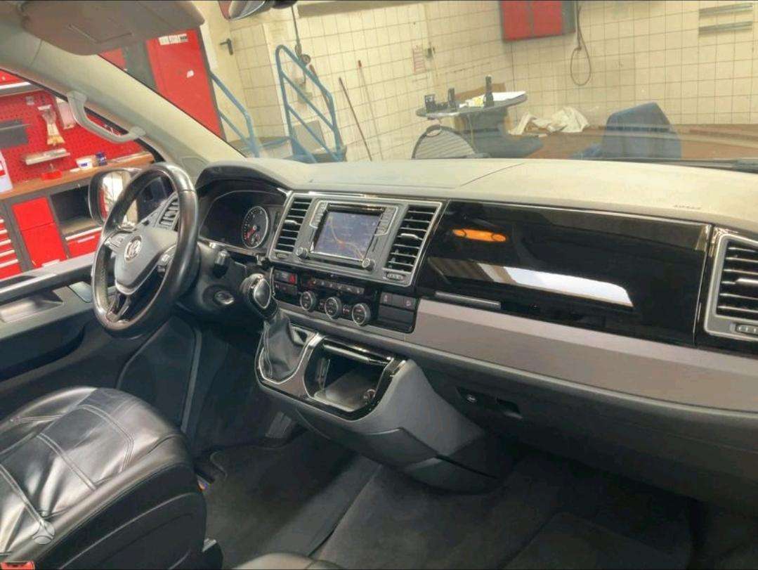 Volkswagen Multivan - 6
