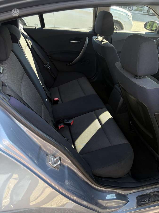 BMW 118, 2.0 l., Хэтчбек