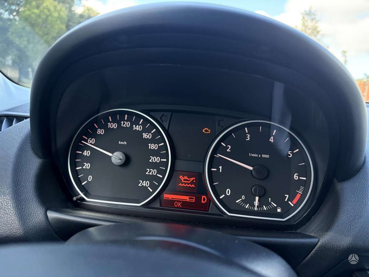 BMW 118, 2.0 l., Хэтчбек