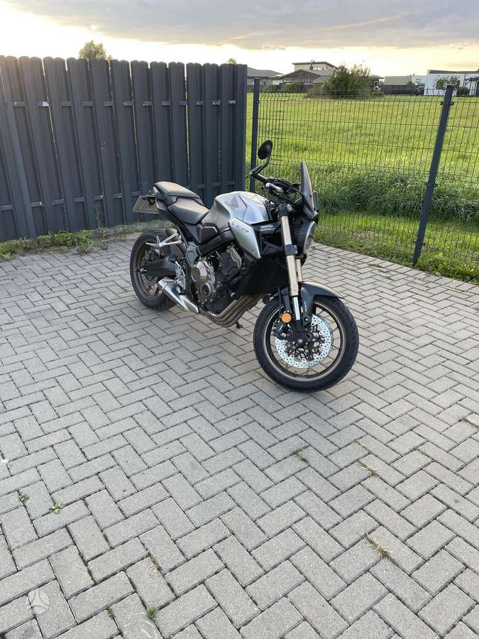 Honda CB 650cc, street / классические