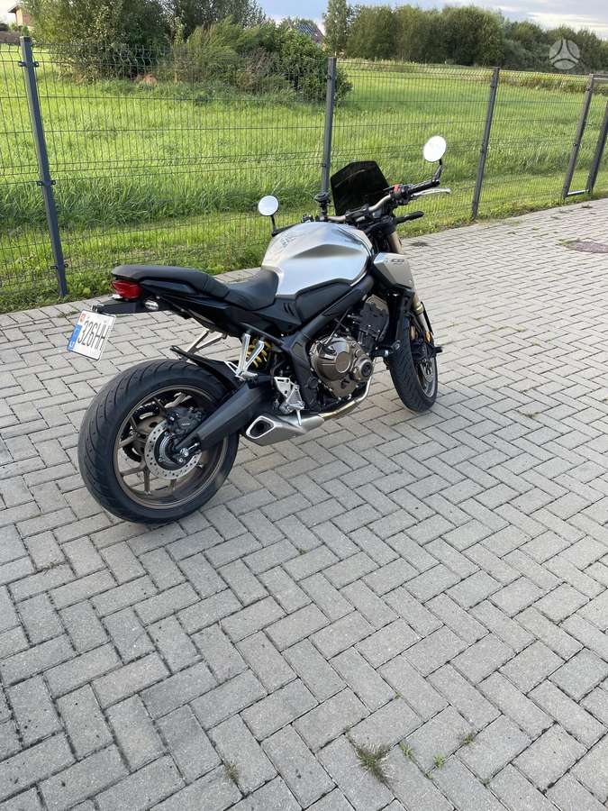 Honda CB 650cc, street / classic