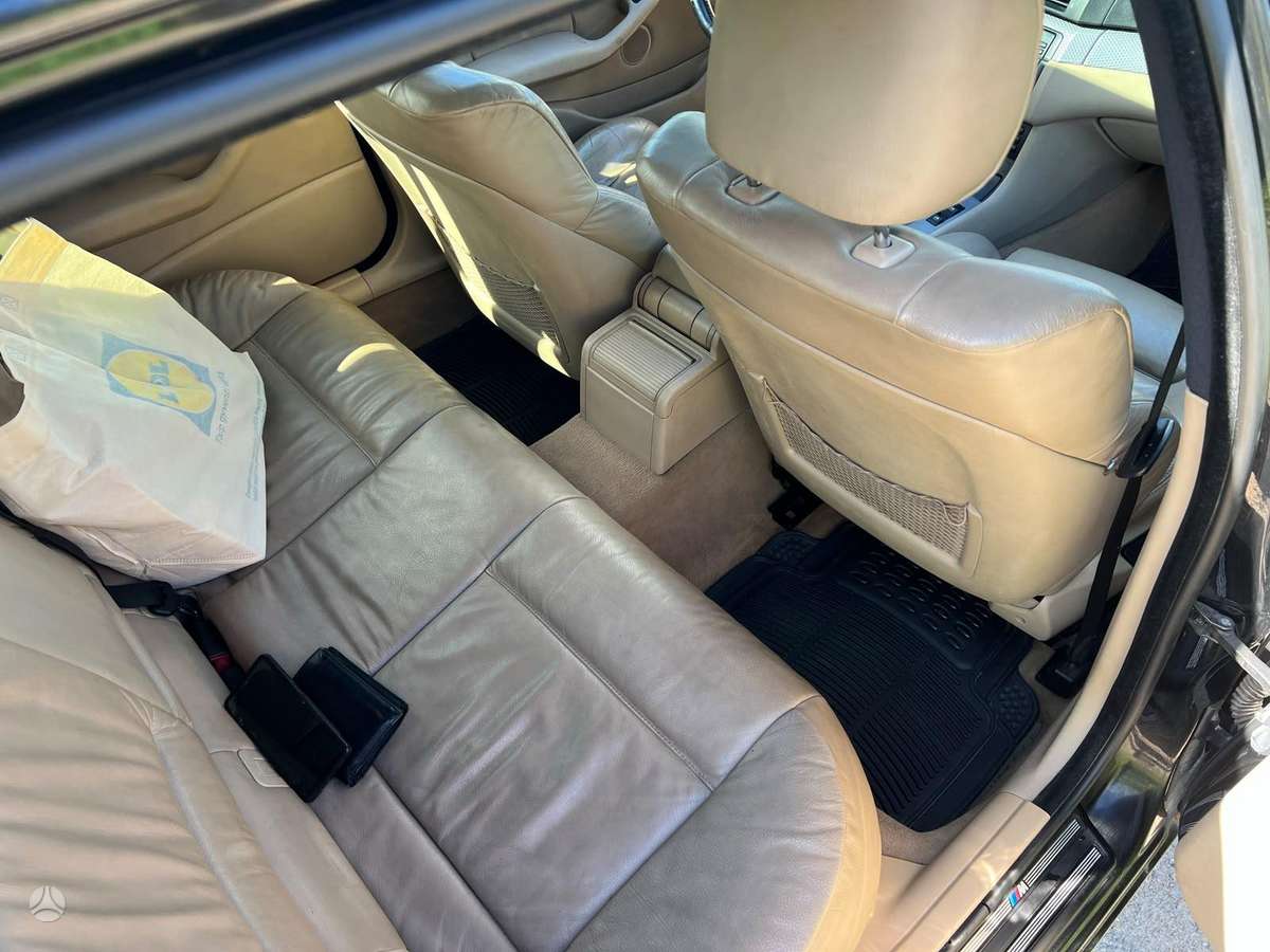 BMW 330, 3.0 l., Универсал
