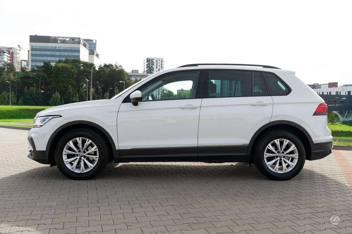 Volkswagen Tiguan - 3