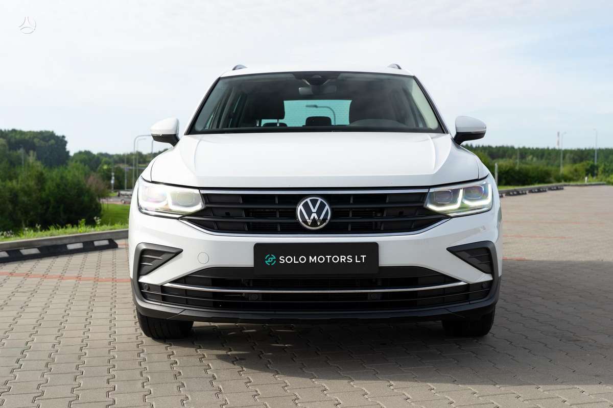 Volkswagen Tiguan - 10