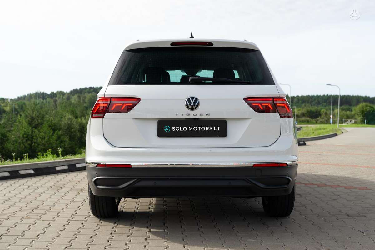 Volkswagen Tiguan - 5