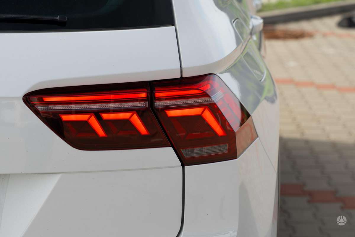 Volkswagen Tiguan - 6